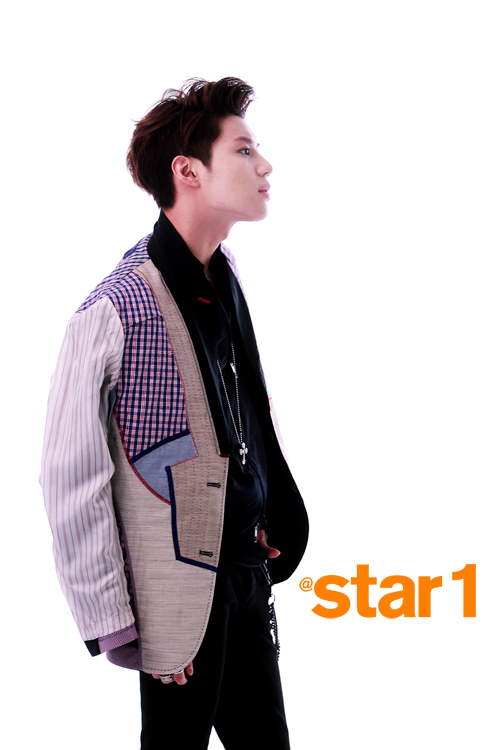 SHINee Star 1 Magazine April Issue 13 24